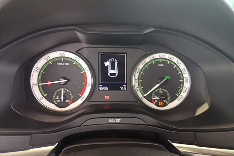 Used Skoda Karoq 2018 TSI280 Luxury Edition China V Standard Instrument Cluster