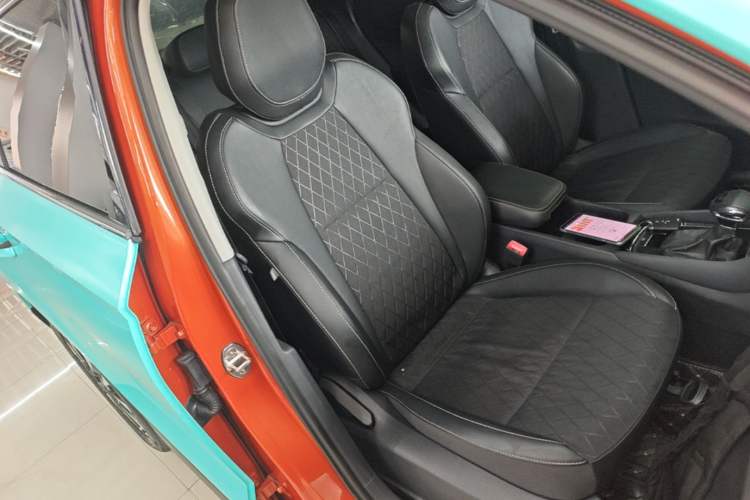 Used Skoda Karoq 2018 TSI280 Flagship Edition China V Standard Right Front Seat