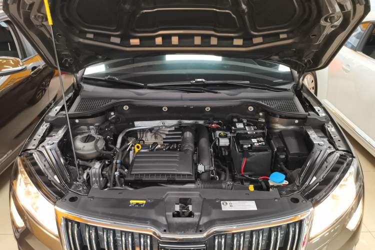 Used Skoda Karoq 2018 TSI280 Luxury Edition China V Standard Engine Bay
