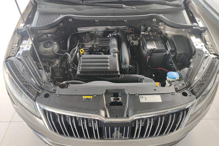 Used Skoda Karoq 2018 TSI280 Luxury Edition China V Standard Engine Bay