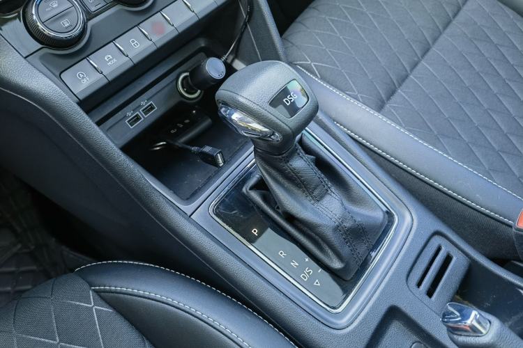 Used Skoda Karoq 2018 TSI280 Luxury Edition China V Standard Gear Lever