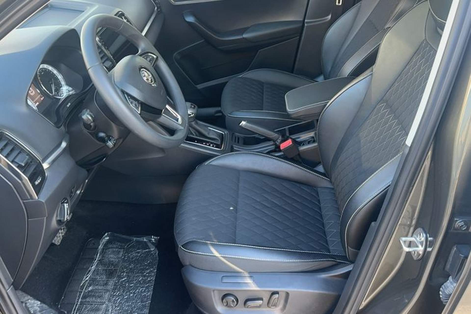 Used Skoda Karoq 2018 TSI280 Luxury Edition China V Standard Left Front Seat