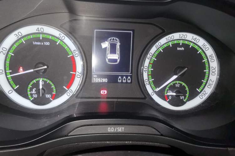 Used Skoda Karoq 2018 TSI280 Luxury Edition China V Standard Odometer Close Up