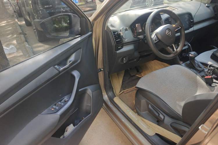 Used Skoda Karoq 2018 TSI230 Standard Edition Driver Seat