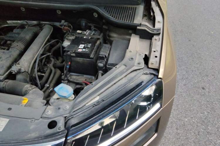 Used Skoda Karoq 2018 TSI280 Luxury Edition China VI Standard Engine Bay Left