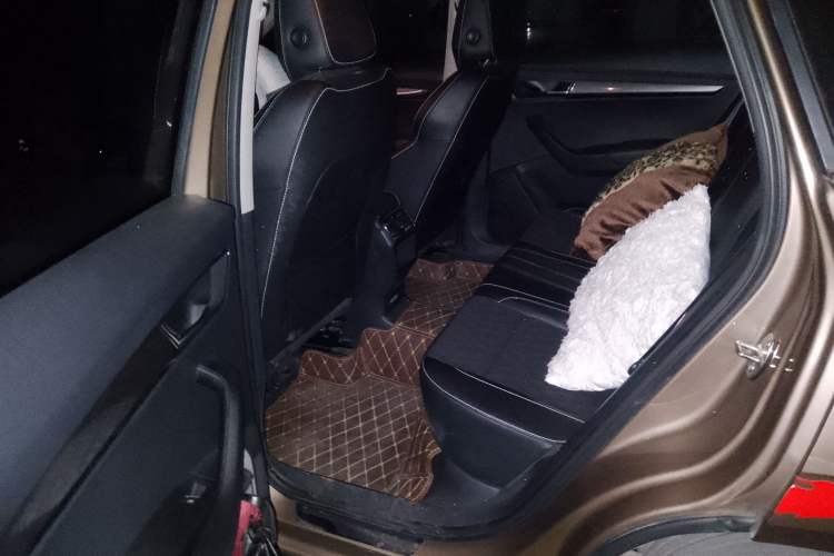 Used Skoda Karoq 2018 TSI280 Luxury Edition China V Standard Left Rear Seat