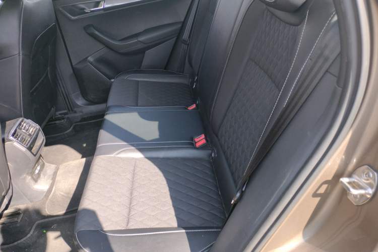 Used Skoda Karoq 2018 TSI280 Flagship Edition China V Standard Left Rear Seat