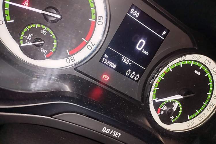Used Skoda Karoq 2018 TSI280 Flagship Edition China V Standard Odometer Close Up