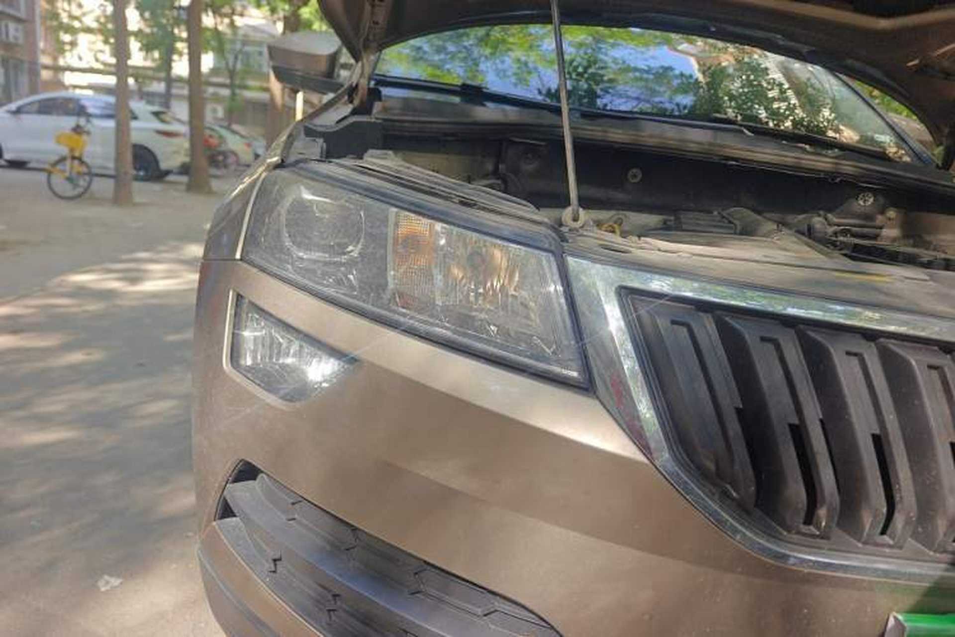 Used Skoda Karoq 2018 TSI230 Standard Edition Right Front Headlight