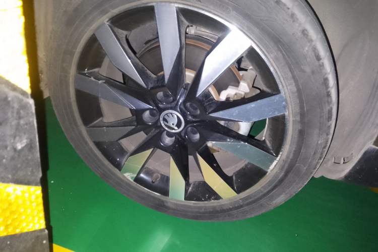 Used Skoda Karoq 2018 TSI280 Luxury Edition China V Standard Right Front Wheel Hub