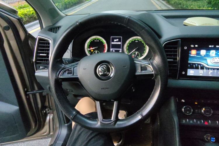Used Skoda Karoq 2018 TSI280 Luxury Edition China VI Standard Steering Wheel