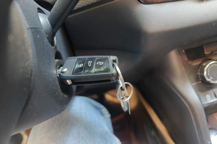Used Skoda Karoq 2018 TSI230 Standard Edition Vehicle Key