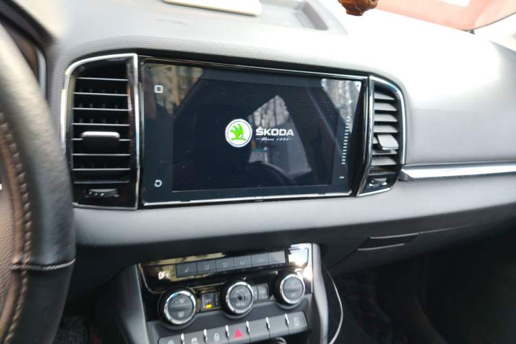 Used Skoda Karoq 2018 TSI280 Luxury Edition China V Standard Audio And AC Panel