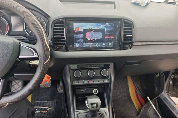 Used Skoda Karoq 2018 TSI280 Comfort Edition China V Standard Audio And AC Panel