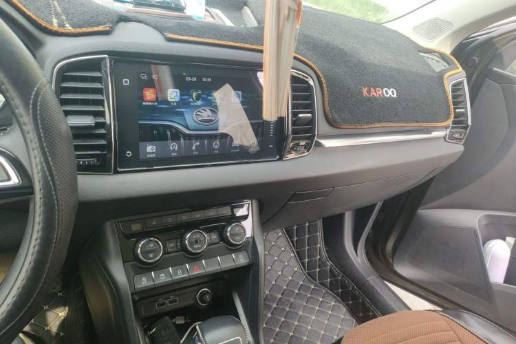 Used Skoda Karoq 2018 TSI280 Luxury Edition China V Standard Audio And AC Panel