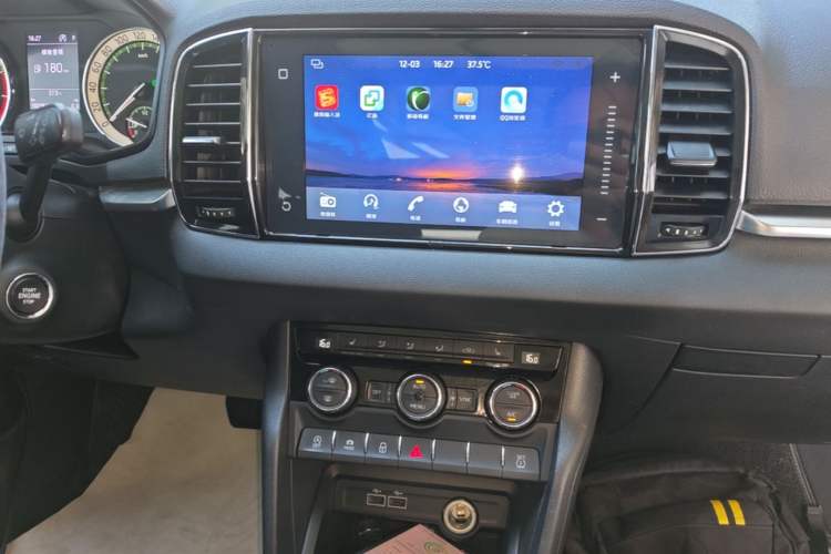 Used Skoda Karoq 2018 TSI280 Luxury Edition China V Standard Audio And AC Panel