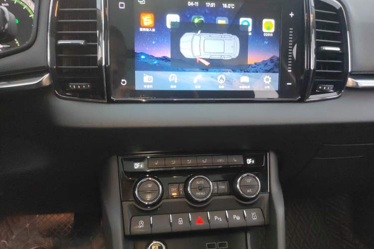 Used Skoda Karoq 2018 TSI280 Flagship Edition China V Standard Audio And AC Panel