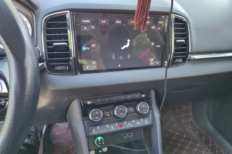 Used Skoda Karoq 2018 TSI280 Flagship Edition China V Standard Audio And AC Panel