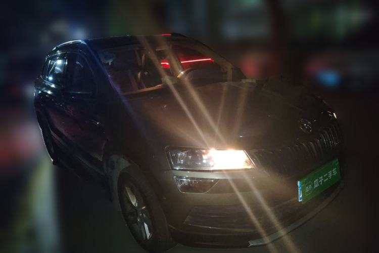 Used Skoda Karoq 2018 TSI230 Standard Edition Exterior 2