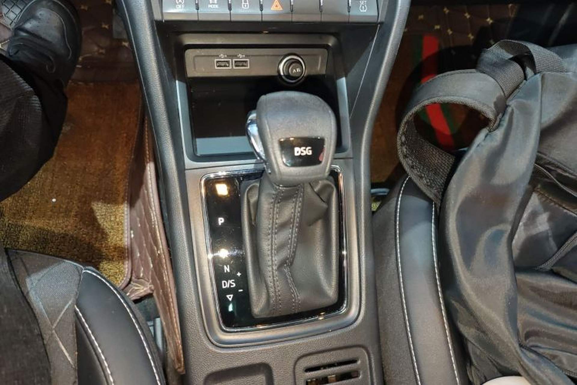 Used Skoda Karoq 2018 TSI280 Luxury Edition China V Standard Gear Lever