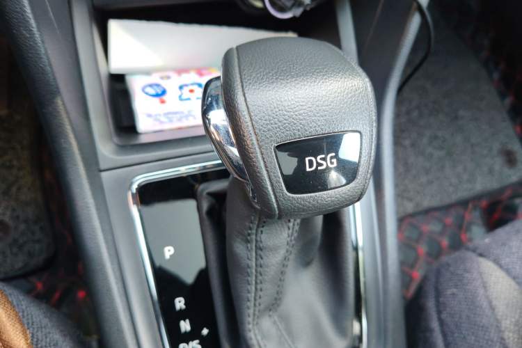 Used Skoda Karoq 2018 TSI280 Luxury Edition China V Standard Gear Lever