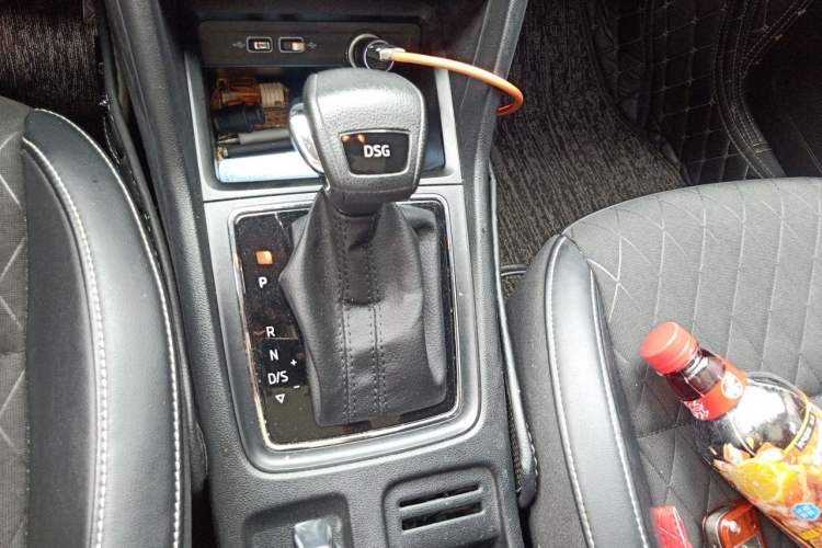 Used Skoda Karoq 2018 TSI280 Comfort Edition China VI Standard Gear Lever