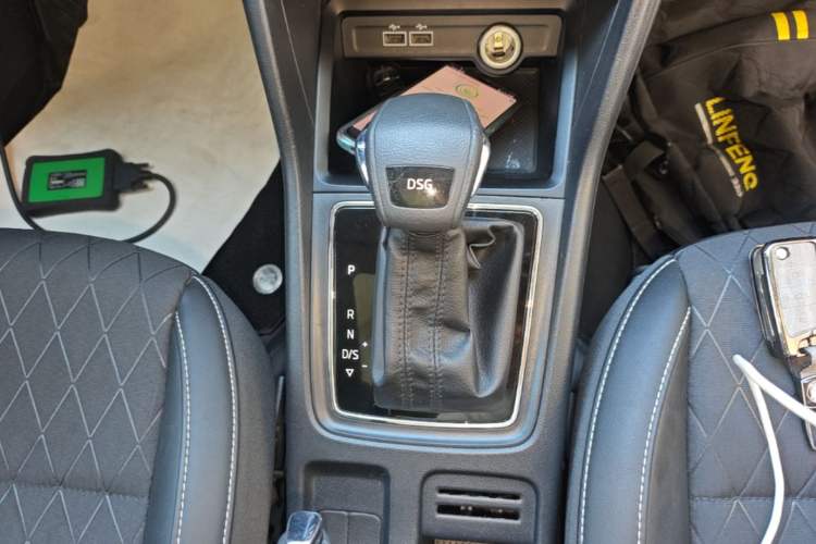 Used Skoda Karoq 2018 TSI280 Luxury Edition China V Standard Gear Lever