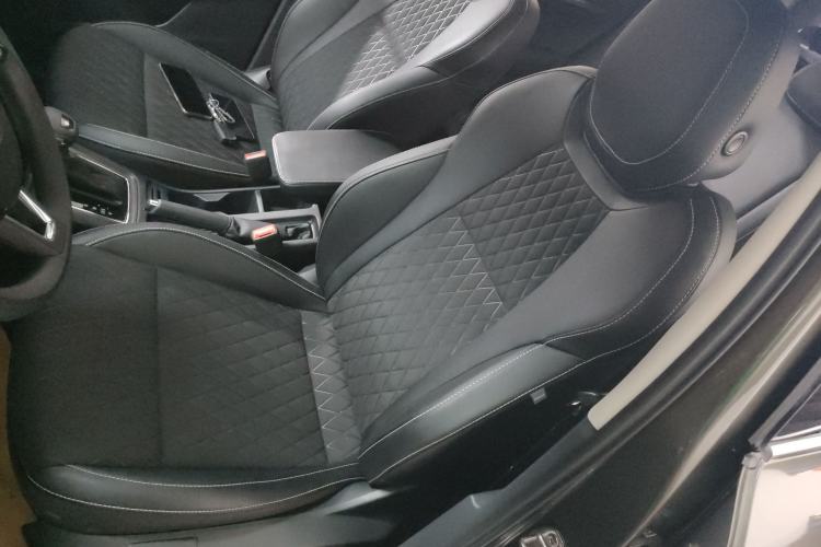 Used Skoda Karoq 2018 TSI280 Luxury Edition China V Standard Left Front Seat