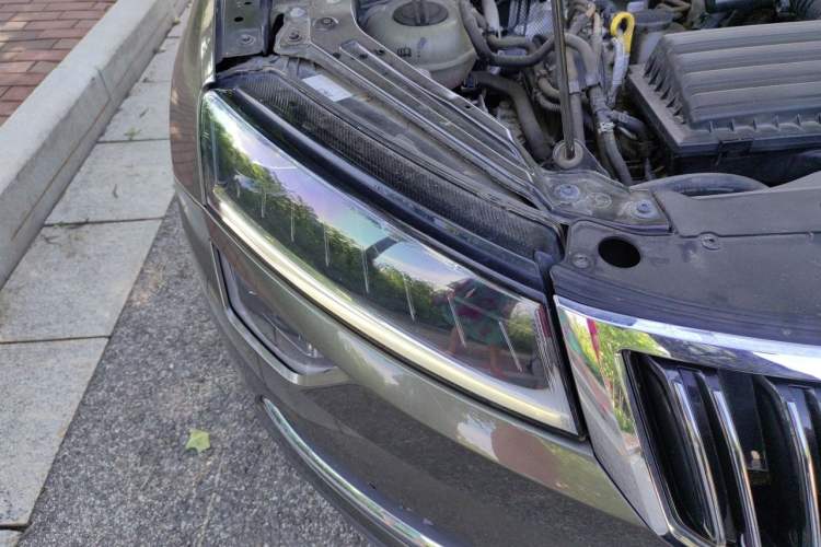 Used Skoda Karoq 2018 TSI280 Flagship Edition China V Standard Right Front Headlight