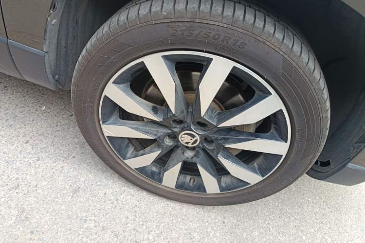 Used Skoda Karoq 2018 TSI280 Luxury Edition China V Standard Right Front Wheel Hub
