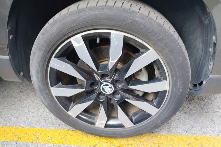 Used Skoda Karoq 2018 TSI280 Luxury Edition China V Standard Right Front Wheel Hub