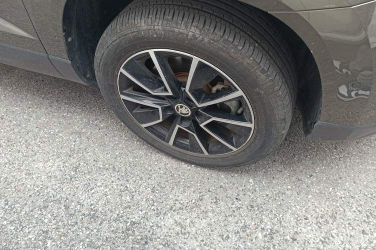 Used Skoda Karoq 2018 TSI280 Comfort Edition China VI Standard Right Front Wheel Hub