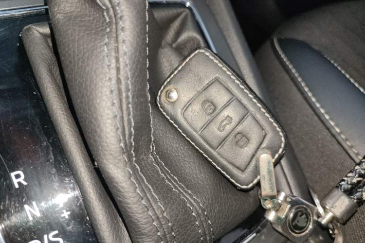 Used Skoda Karoq 2018 TSI280 Luxury Edition China V Standard Vehicle Key