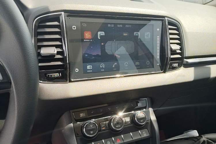 Used Skoda Karoq 2018 TSI280 Luxury Edition China V Standard Audio And AC Panel