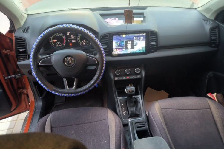 Used Skoda Karoq 2018 TSI230 Standard Edition Center Console