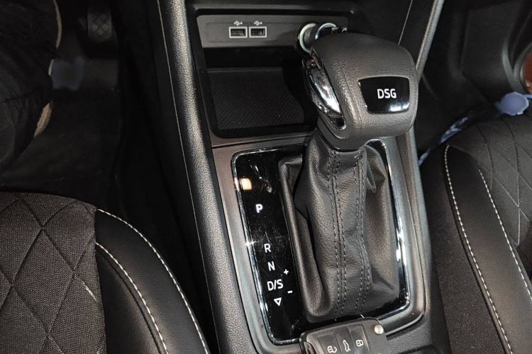 Used Skoda Karoq 2018 TSI280 Luxury Edition China V Standard Gear Lever