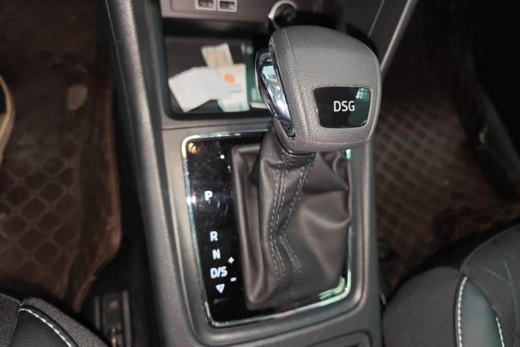 Used Skoda Karoq 2018 TSI280 Comfort Edition China V Standard Gear Lever