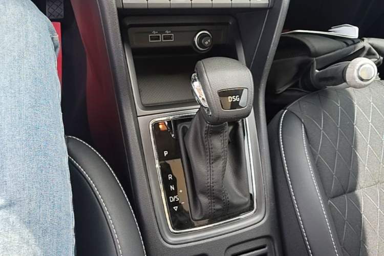 Used Skoda Karoq 2018 TSI280 Luxury Edition China V Standard Gear Lever