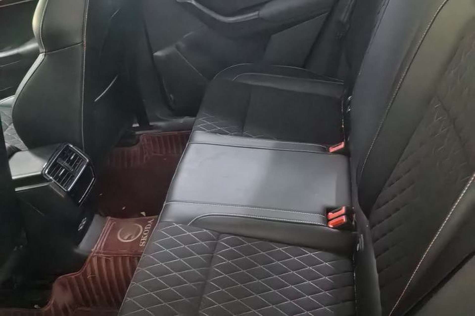 Used Skoda Karoq 2018 TSI280 Flagship Edition China V Standard Interior 1