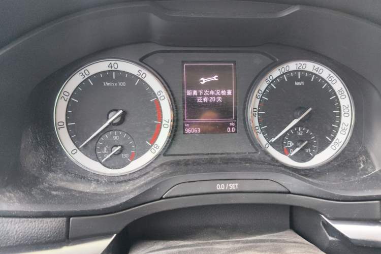 Used Skoda Karoq 2018 TSI280 Luxury Edition China V Standard Odometer Close Up
