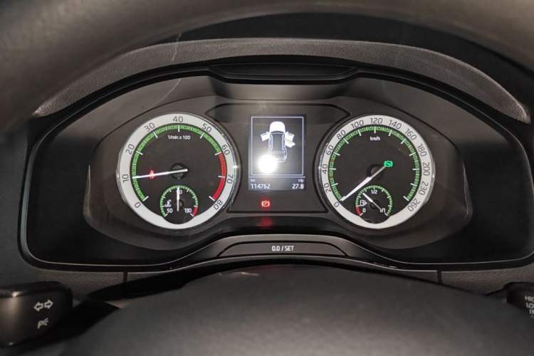 Used Skoda Karoq 2018 TSI280 Luxury Edition China V Standard Odometer Close Up