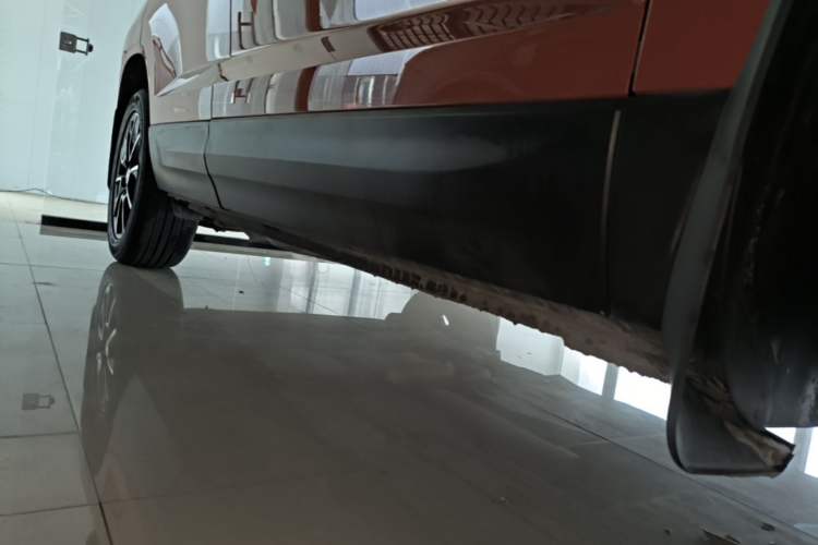 Used Skoda Karoq 2018 TSI280 Comfort Edition China V Standard Right Side Sill
