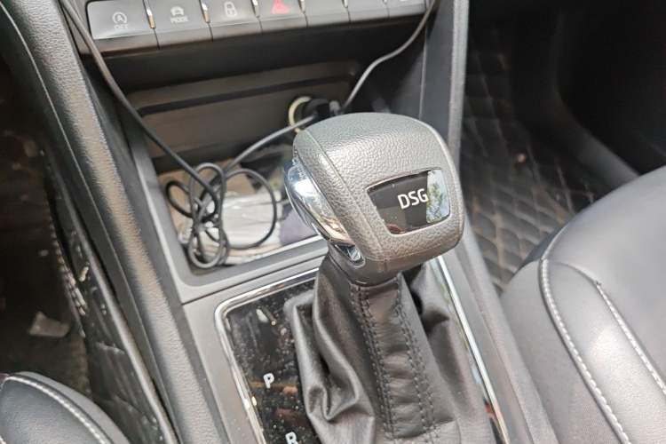 Used Skoda Karoq 2018 TSI280 Luxury Edition China V Standard Gear Lever