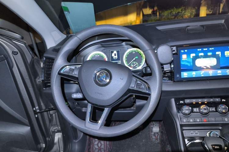 Used Skoda Karoq 2018 TSI280 Luxury Edition China V Standard Steering Wheel