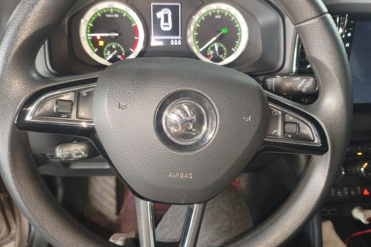 Used Skoda Karoq 2018 TSI280 Luxury Edition China V Standard Steering Wheel