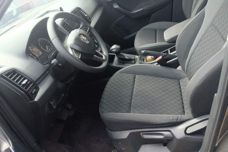 Used Skoda Karoq 2018 TSI280 Comfort Edition China VI Left Front Seat