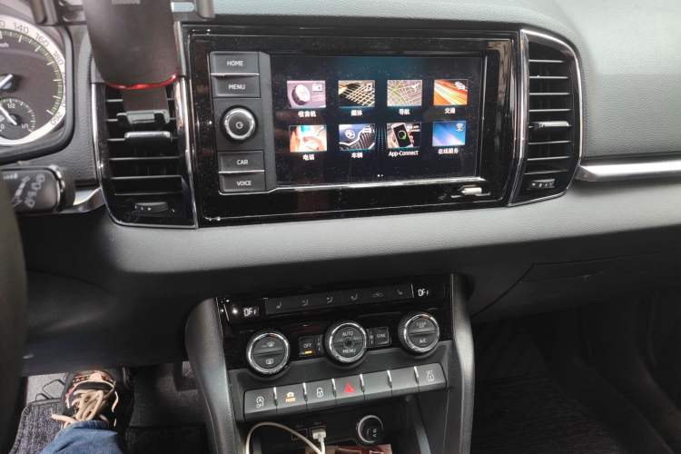 Used Skoda Karoq 2018 TSI280 Luxury Edition China V Standard Audio And AC Panel