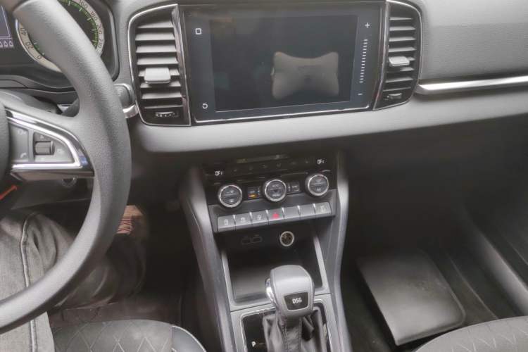 Used Skoda Karoq 2018 TSI280 Luxury Edition China V Standard Audio And AC Panel