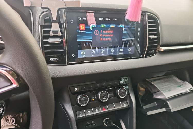 Used Skoda Karoq 2018 TSI280 Luxury Edition China V Standard Audio And AC Panel