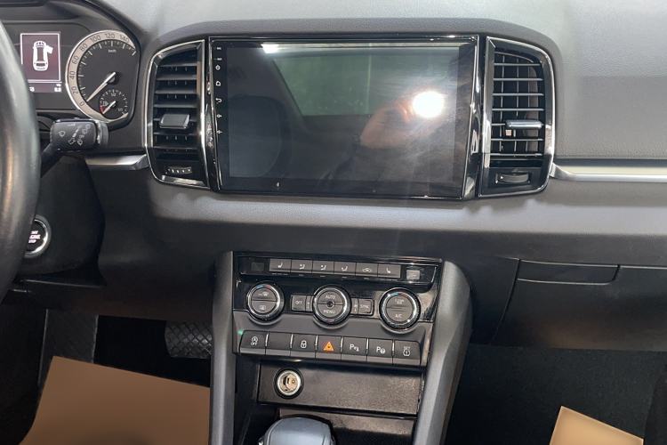 Used Skoda Karoq 2018 TSI280 Flagship Edition China V Standard Audio And AC Panel